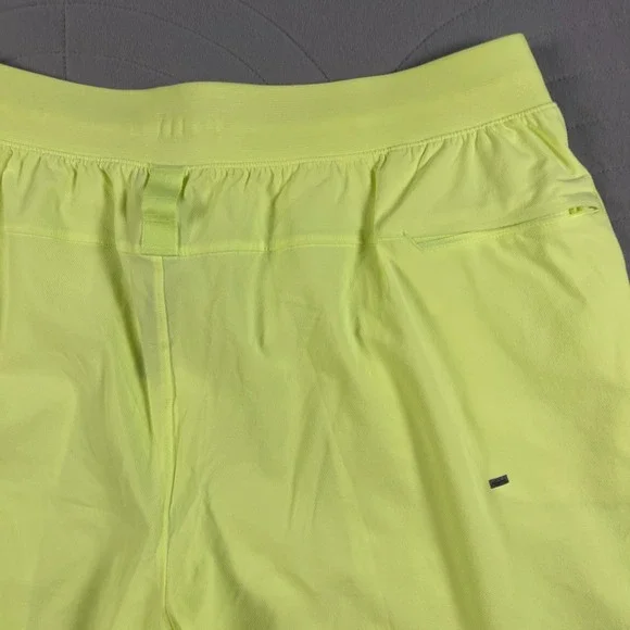 Lululemon Men Shorts XL License To Train Neon Yellow Mid Rise Athleisure Running - Picture 11 of 14